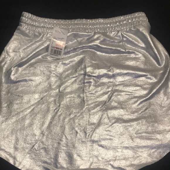 Silver mini skirt - Picture 2 of 4